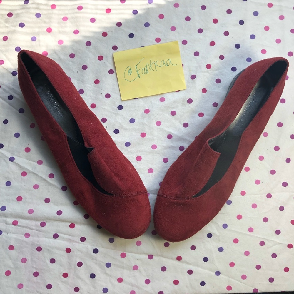 NWOT ComfortView Slip On Red Suede Loafers